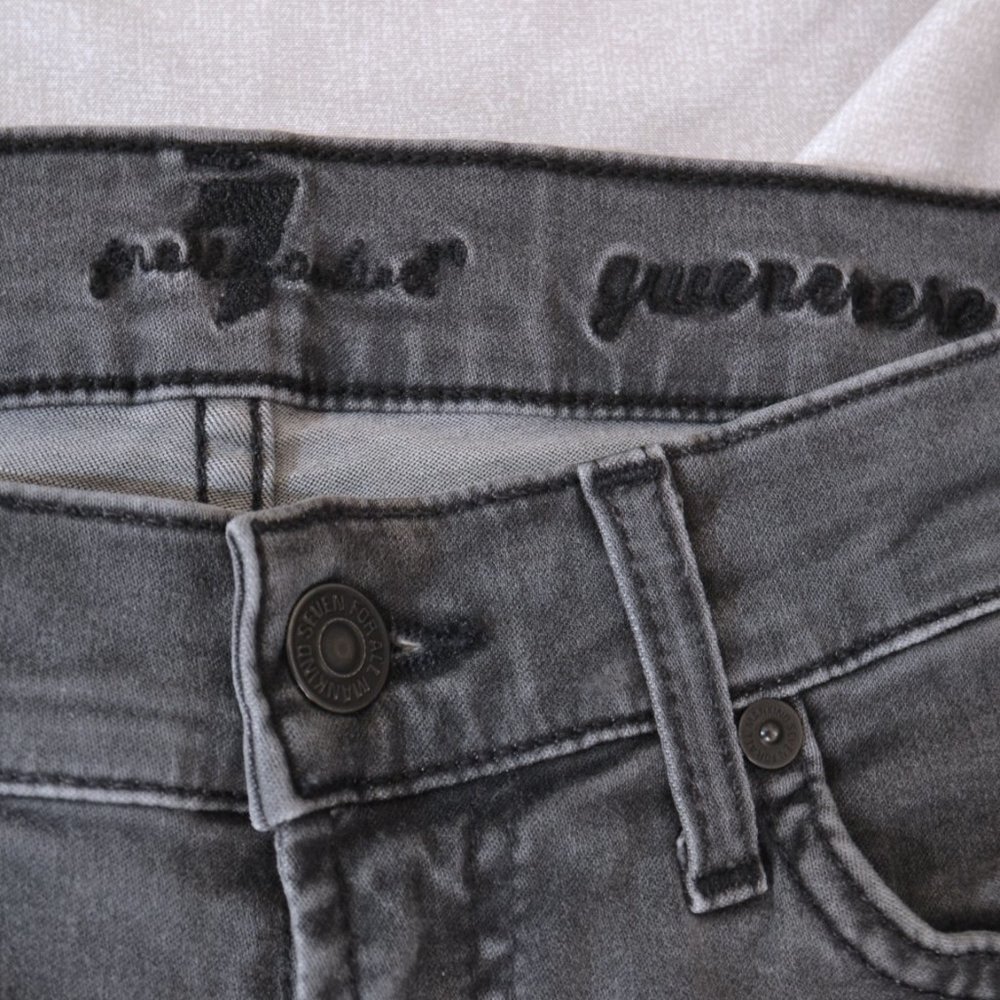 7 For All Mankind Skinny Jean - Size 26 - Picture 6 of 9